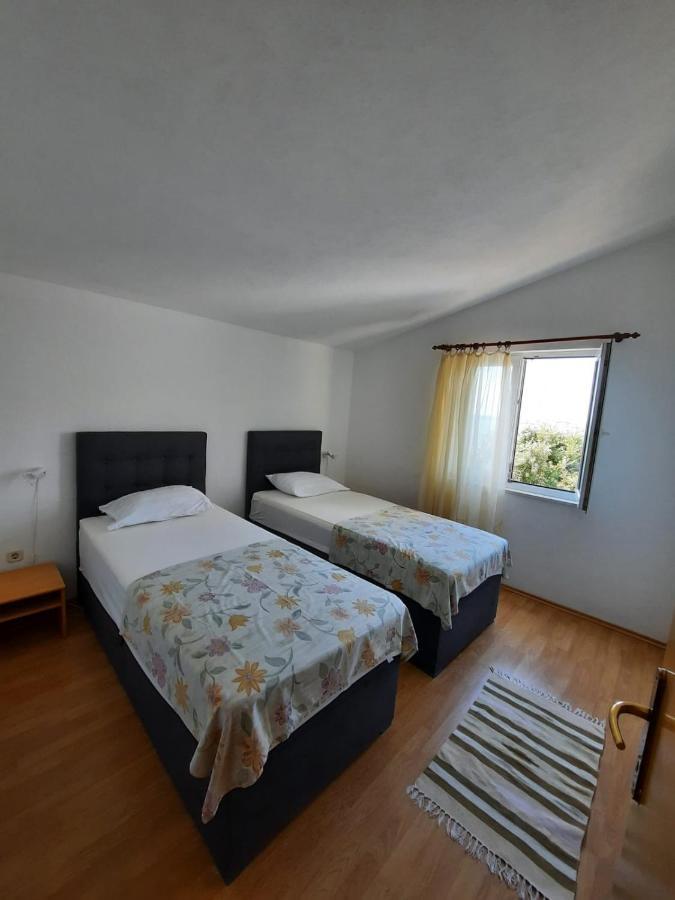 Apartments By The Sea Razanj, Rogoznica - 4185 Bagian luar foto